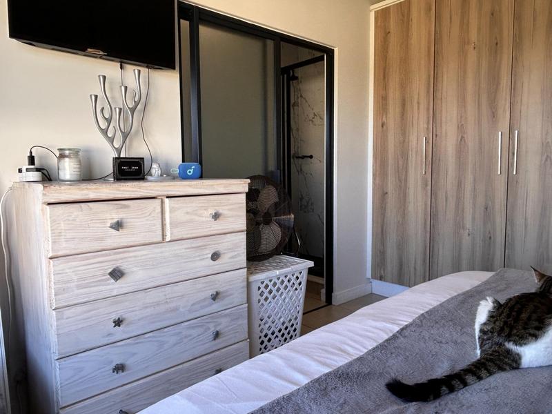 To Let 3 Bedroom Property for Rent in Sandown Western Cape